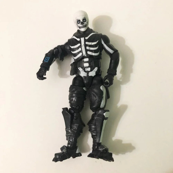 Jazwares  Fortnite Action Figures Skull Trooper Solo Mode Drift Raptor Carbide - Picture 3 of 16